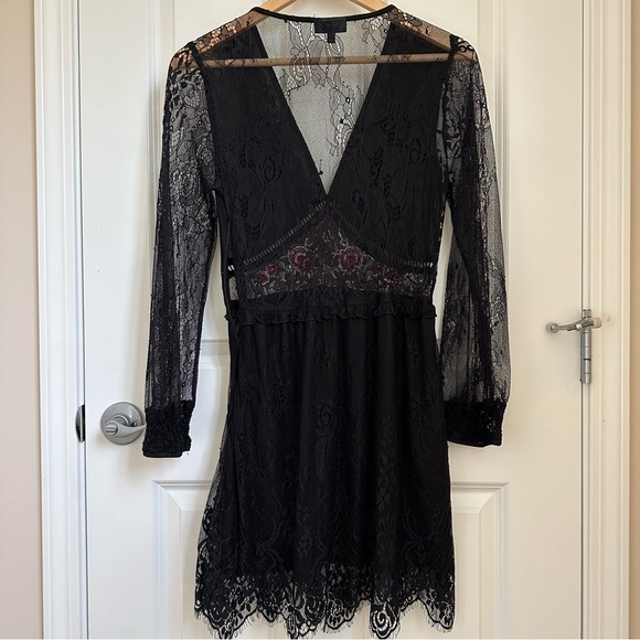 Top Shop Black Lace Flora Dress. Size: 6 Condition: Excellent, Never Worn - Picture 5 of 6
